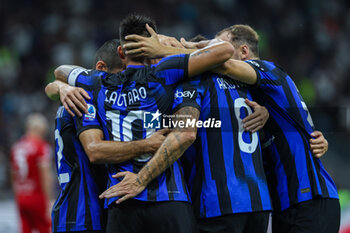 2023-08-19 - Lautaro Martinez of FC Internazionale celebrates with his teammates after scoring a goal during Serie A 2023/24 football match between FC Internazionale and AC Monza at Giuseppe Meazza Stadium, Milan, Italy on August 19, 2023 - INTER - FC INTERNAZIONALE VS AC MONZA - ITALIAN SERIE A - SOCCER