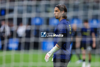 2023-08-19 - Yann Sommer of FC Internazionale warms up during Serie A 2023/24 football match between FC Internazionale and AC Monza at Giuseppe Meazza Stadium, Milan, Italy on August 19, 2023 - INTER - FC INTERNAZIONALE VS AC MONZA - ITALIAN SERIE A - SOCCER