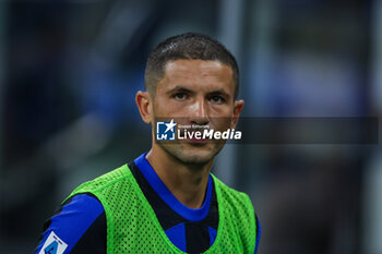 2023-08-19 - Stefano Sensi of FC Internazionale looks on during Serie A 2023/24 football match between FC Internazionale and AC Monza at Giuseppe Meazza Stadium, Milan, Italy on August 19, 2023 - INTER - FC INTERNAZIONALE VS AC MONZA - ITALIAN SERIE A - SOCCER
