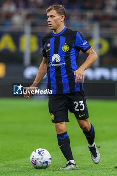 2023-08-19 - Nicolo Barella of FC Internazionale in action during Serie A 2023/24 football match between FC Internazionale and AC Monza at Giuseppe Meazza Stadium, Milan, Italy on August 19, 2023 - INTER - FC INTERNAZIONALE VS AC MONZA - ITALIAN SERIE A - SOCCER