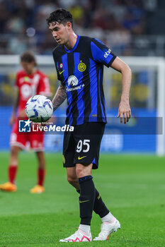 2023-08-19 - Alessandro Bastoni of FC Internazionale in action during Serie A 2023/24 football match between FC Internazionale and AC Monza at Giuseppe Meazza Stadium, Milan, Italy on August 19, 2023 - INTER - FC INTERNAZIONALE VS AC MONZA - ITALIAN SERIE A - SOCCER