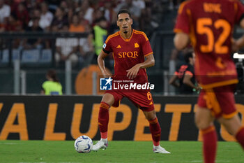 2023-08-20 - Chris Smalling (AS Roma); during the Italian Football Championship League A 2023/2024 match between AS Roma vs US Salernitana at the Olimpic Stadium in Rome  on 20 August  2023. - AS ROMA VS US SALERNITANA - ITALIAN SERIE A - SOCCER