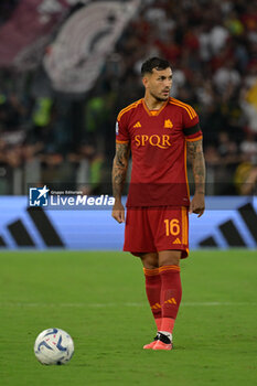 2023-08-20 - Leandro Paredes (AS Roma); during the Italian Football Championship League A 2023/2024 match between AS Roma vs US Salernitana at the Olimpic Stadium in Rome  on 20 August  2023. - AS ROMA VS US SALERNITANA - ITALIAN SERIE A - SOCCER