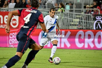 2023-08-28 - Henrikh Mkhitaryan of Inter FC - CAGLIARI CALCIO VS INTER - FC INTERNAZIONALE - ITALIAN SERIE A - SOCCER