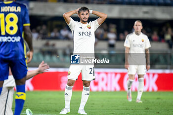 2023-08-26 - Disappointment of Roma's Houssem Aouar - HELLAS VERONA FC VS AS ROMA - ITALIAN SERIE A - SOCCER