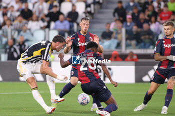 2023-08-27 - Dusan Vlahovic (Juventus FC) kick the ball - JUVENTUS FC VS BOLOGNA FC - ITALIAN SERIE A - SOCCER