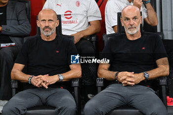 2023-08-26 - Stefano Pioli and Giacomo Murelli (Ac Milan) - AC MILAN VS TORINO FC - ITALIAN SERIE A - SOCCER