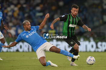 2023-08-27 - Juan Jesus of SSC Napoli competes for the ball with Mathheus Henrique of U.S. Sassuolo during Serie A between SSC Napoli vs US Sassuolo at Diego Armando Maradona Stadium - SSC NAPOLI VS US SASSUOLO - ITALIAN SERIE A - SOCCER