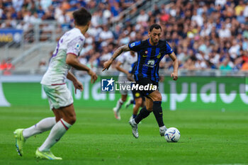 2023-09-03 - Hakan Calhanoglu of FC Internazionale seen in action during Serie A 2023/24 football match between FC Internazionale and ACF Fiorentina at Giuseppe Meazza Stadium, Milan, Italy on September 03, 2023 - INTER - FC INTERNAZIONALE VS ACF FIORENTINA - ITALIAN SERIE A - SOCCER