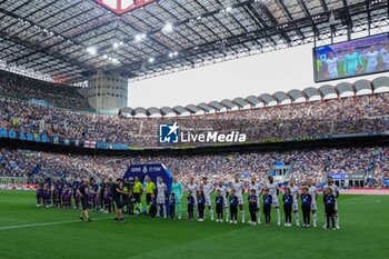 2023-09-03 - A general view inside the stadium with the teams during Serie A 2023/24 football match between FC Internazionale and ACF Fiorentina at Giuseppe Meazza Stadium, Milan, Italy on September 03, 2023 - INTER - FC INTERNAZIONALE VS ACF FIORENTINA - ITALIAN SERIE A - SOCCER
