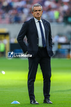 2023-09-03 - Massimiliano Farris Assistant Coach of FC Internazionale looks on during Serie A 2023/24 football match between FC Internazionale and ACF Fiorentina at Giuseppe Meazza Stadium, Milan, Italy on September 03, 2023 - INTER - FC INTERNAZIONALE VS ACF FIORENTINA - ITALIAN SERIE A - SOCCER