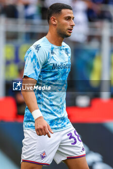 2023-09-03 - Rolando Mandragora of ACF Fiorentina warms up during Serie A 2023/24 football match between FC Internazionale and ACF Fiorentina at Giuseppe Meazza Stadium, Milan, Italy on September 03, 2023 - INTER - FC INTERNAZIONALE VS ACF FIORENTINA - ITALIAN SERIE A - SOCCER