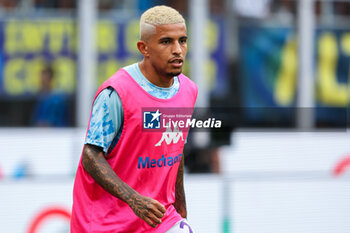 2023-09-03 - Dodo of ACF Fiorentina warms up during Serie A 2023/24 football match between FC Internazionale and ACF Fiorentina at Giuseppe Meazza Stadium, Milan, Italy on September 03, 2023 - INTER - FC INTERNAZIONALE VS ACF FIORENTINA - ITALIAN SERIE A - SOCCER