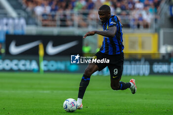 2023-09-03 - Marcus Thuram of FC Internazionale seen in action during Serie A 2023/24 football match between FC Internazionale and ACF Fiorentina at Giuseppe Meazza Stadium, Milan, Italy on September 03, 2023 - INTER - FC INTERNAZIONALE VS ACF FIORENTINA - ITALIAN SERIE A - SOCCER