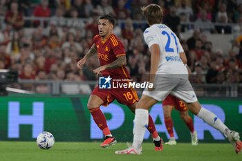 2023-09-17 - Leandro Paredes (AS Roma); during the Italian Football Championship League A 2023/2024 match between AS Roma vs Empoli FC at the Olimpic Stadium in Rome  on 17 September  2023. - AS ROMA VS EMPOLI FC - ITALIAN SERIE A - SOCCER