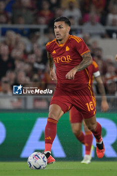 2023-09-17 - Leandro Paredes (AS Roma);  during the Italian Football Championship League A 2023/2024 match between AS Roma vs Empoli FC at the Olimpic Stadium in Rome  on 17 September  2023. - AS ROMA VS EMPOLI FC - ITALIAN SERIE A - SOCCER