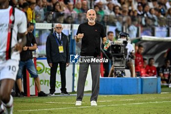 2023-09-27 - Stefano Pioli Mister of AC Milan - CAGLIARI CALCIO VS AC MILAN - ITALIAN SERIE A - SOCCER