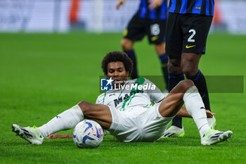 2023-09-27 - Armand Lauriente of US Sassuolo seen in action during Serie A 2023/24 football match between FC Internazionale and US Sassuolo at Giuseppe Meazza Stadium, Milan, Italy on September 27, 2023 - INTER - FC INTERNAZIONALE VS US SASSUOLO - ITALIAN SERIE A - SOCCER
