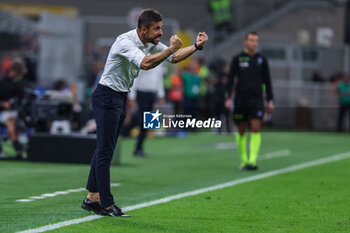 2023-09-27 - Alessio Dionisi Head Coach of US Sassuolo celebrates the victory at the end of the match during Serie A 2023/24 football match between FC Internazionale and US Sassuolo at Giuseppe Meazza Stadium, Milan, Italy on September 27, 2023 - INTER - FC INTERNAZIONALE VS US SASSUOLO - ITALIAN SERIE A - SOCCER