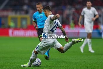 2023-09-30 - Mattia Zaccagni of SS Lazio seen in action during Serie A 2023/24 football match between AC Milan and SS Lazio at San Siro Stadium, Milan, Italy on September 30, 2023 - AC MILAN VS SS LAZIO - ITALIAN SERIE A - SOCCER