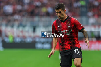 2023-09-30 - Christian Pulisic of AC Milan seen in action during Serie A 2023/24 football match between AC Milan and SS Lazio at San Siro Stadium, Milan, Italy on September 30, 2023 - AC MILAN VS SS LAZIO - ITALIAN SERIE A - SOCCER