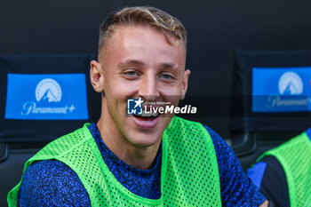 2023-10-07 - Davide Frattesi of FC Internazionale smiling during Serie A 2023/24 football match between FC Internazionale and Bologna FC at Giuseppe Meazza Stadium, Milan, Italy on October 07, 2023 - INTER - FC INTERNAZIONALE VS BOLOGNA FC - ITALIAN SERIE A - SOCCER