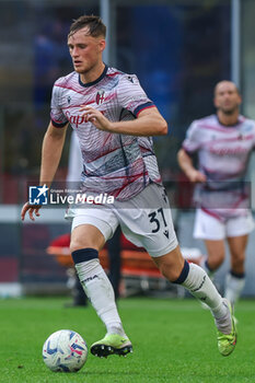 2023-10-07 - Sam Beukema of Bologna FC seen in action during Serie A 2023/24 football match between FC Internazionale and Bologna FC at Giuseppe Meazza Stadium, Milan, Italy on October 07, 2023 - INTER - FC INTERNAZIONALE VS BOLOGNA FC - ITALIAN SERIE A - SOCCER