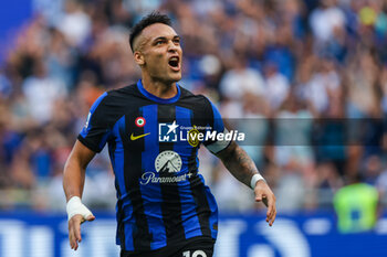 2023-10-07 - Lautaro Martinez of FC Internazionale celebrates after scoring a goal during Serie A 2023/24 football match between FC Internazionale and Bologna FC at Giuseppe Meazza Stadium, Milan, Italy on October 07, 2023 - INTER - FC INTERNAZIONALE VS BOLOGNA FC - ITALIAN SERIE A - SOCCER