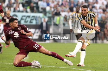 2023-10-07 - Filip Kostic (Juventus FC) shots on goal - JUVENTUS FC VS TORINO FC - ITALIAN SERIE A - SOCCER