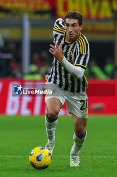 2023-10-22 - Fabio Miretti of Juventus FC seen in action during Serie A 2023/24 football match between AC Milan and Juventus FC at San Siro Stadium, Milan, Italy on October 22, 2023 - AC MILAN VS JUVENTUS FC - ITALIAN SERIE A - SOCCER