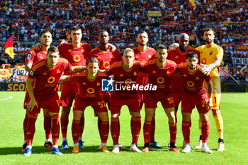 2023-10-22 - AS Roma team during the Italian Football Championship League A 2023/2024 match between AS Roma vs AC Monza at the Olimpic Stadium in Rome on 22 October  2023. - AS ROMA VS AC MONZA - ITALIAN SERIE A - SOCCER