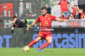 2023-10-22 - Bryan Cristante (AS Roma); during the Italian Football Championship League A 2023/2024 match between AS Roma vs AC Monza at the Olimpic Stadium in Rome on 22 October  2023. - AS ROMA VS AC MONZA - ITALIAN SERIE A - SOCCER