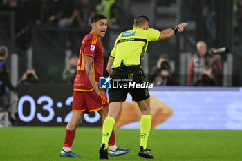 2023-11-05 - Andrea Colombo referee during the Italian Football Championship League A 2023/2024 match between AS Roma vs US Lecce at the Olimpic Stadium in Rome on 05 November  2023. - AS ROMA VS US LECCE - ITALIAN SERIE A - SOCCER