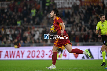 2023-11-05 - Sardar Azmoun (AS Roma); celebrates after scoring the goal 1-1 during the Italian Football Championship League A 2023/2024 match between AS Roma vs US Lecce at the Olimpic Stadium in Rome on 05 November  2023. - AS ROMA VS US LECCE - ITALIAN SERIE A - SOCCER