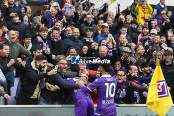 2023-11-12 - Fiorentina's Giacomo Bonaventura celebrates with teammates after scoring the 1-0 goal - ACF FIORENTINA VS BOLOGNA FC - ITALIAN SERIE A - SOCCER