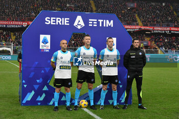 2023-11-10 - Referees squad during Italian Serie A between Genoa CFC and Hellas Verona at Stadio Luigi Ferraris, Genova - GENOA CFC VS HELLAS VERONA FC - ITALIAN SERIE A - SOCCER