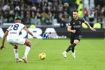 2023-11-11 - Filip Kostic (Juventus FC) in action - JUVENTUS FC VS CAGLIARI CALCIO - ITALIAN SERIE A - SOCCER