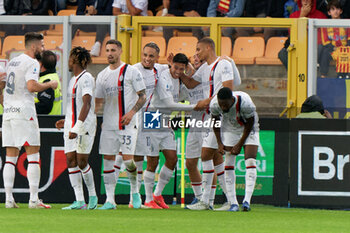 2023-11-11 - Tijjani Reijnders of AC Milan celebrates after scoring a goal with teammates - US LECCE VS AC MILAN - ITALIAN SERIE A - SOCCER