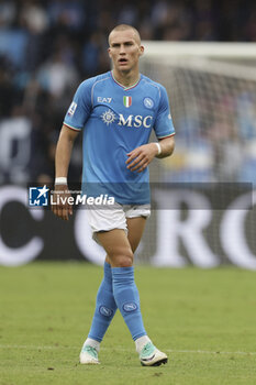 2023-11-12 - SSC Napoli’s Norwegian defender Leo Skiri Ostigard during the Serie A football match between SSC Napoli and Empoli at the Diego Armando Maradona Stadium in Naples, southern Italy, on November 12, 2023. - SSC NAPOLI VS EMPOLI FC - ITALIAN SERIE A - SOCCER