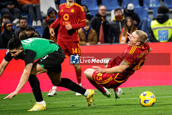2023-12-03 - The penalty foul committed by Martin Erlic (Sassuolo) on Rasmus Kristensen (Roma) - US SASSUOLO VS AS ROMA - ITALIAN SERIE A - SOCCER