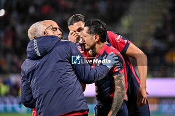 2023-12-11 - Gianluca Lapadula of Cagliari Calcio Injury, Infortunio - CAGLIARI CALCIO VS US SASSUOLO - ITALIAN SERIE A - SOCCER