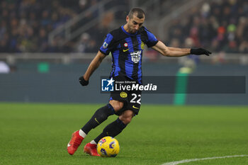 2023-12-09 - Henrikh Mkhitaryan of FC Internazionale seen in action during Serie A 2023/24 football match between FC Internazionale and Udinese Calcio at Giuseppe Meazza Stadium, Milan, Italy on December 09, 2023 - INTER - FC INTERNAZIONALE VS UDINESE CALCIO - ITALIAN SERIE A - SOCCER