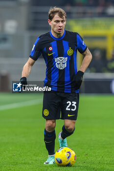 2023-12-09 - Nicolo Barella of FC Internazionale seen in action during Serie A 2023/24 football match between FC Internazionale and Udinese Calcio at Giuseppe Meazza Stadium, Milan, Italy on December 09, 2023 - INTER - FC INTERNAZIONALE VS UDINESE CALCIO - ITALIAN SERIE A - SOCCER