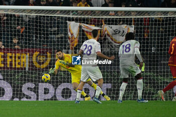 2023-12-10 - Rui Patricio (AS Roma);  during the Italian Football Championship League A 2023/2024 match between AS Roma vs ACF Fiorentina at the Olimpic Stadium in Rome on 10 December  2023. - AS ROMA VS ACF FIORENTINA - ITALIAN SERIE A - SOCCER