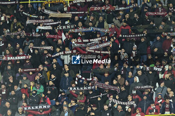 2023-12-10 - the scarf of the Salerno fansduring Serie A between US Salernitana 1919 vs Bologna FC 1909 at Arechi Stadium - US SALERNITANA VS BOLOGNA FC - ITALIAN SERIE A - SOCCER