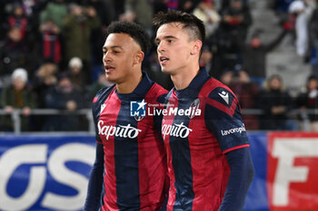 2023-12-17 - Nikola Moro (Bologna Fc) and Dan Ndoye (Bologna Fc) - BOLOGNA FC VS AS ROMA - ITALIAN SERIE A - SOCCER