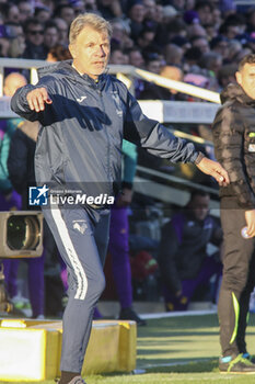 2023-12-17 - Marco Baroni Head Coach of Hellas Verona FC gestures during ACF Fiorentina vs Hellas Verona FC, 16° Serie A Tim 2023-24 game at Artemio Franchi Stadium in Firenze (FI), Italy, on Dicember 17, 2023. - ACF FIORENTINA VS HELLAS VERONA FC - ITALIAN SERIE A - SOCCER