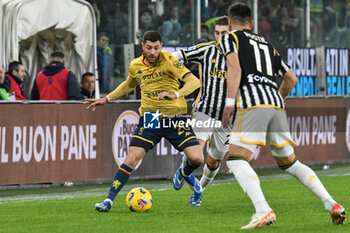 2023-12-15 - Stefano Sabelli of Genoa in action during Serie A TIM between Genoa CFC and Juventus FC at Stadio Luigi Ferraris, Genova - GENOA CFC VS JUVENTUS FC - ITALIAN SERIE A - SOCCER