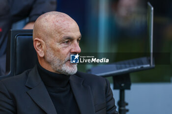 2023-12-17 - Stefano Pioli Head Coach of AC Milan looks on during Serie A 2023/24 football match between AC Milan and AC Monza at San Siro Stadium, Milan, Italy on December 17, 2023 - AC MILAN VS AC MONZA - ITALIAN SERIE A - SOCCER