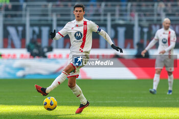 2023-12-17 - Matteo Pessina of AC Monza seen in action during Serie A 2023/24 football match between AC Milan and AC Monza at San Siro Stadium, Milan, Italy on December 17, 2023 - AC MILAN VS AC MONZA - ITALIAN SERIE A - SOCCER
